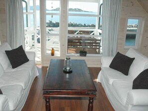 Living area - Holiday Home in Ã…ram (Vanylven)