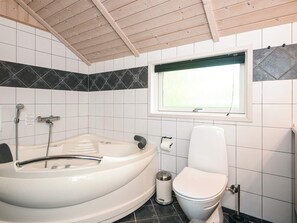 Spa treatment - 4 Star Holiday Home in Hemmet (Hemmet)