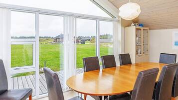 House | Dining