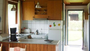 Coffee/tea maker, fridge, stovetop, high chair - Peaceful Holiday Home in Sydals Denmark With Terrace (Sydals)