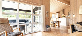8 Person Holiday Home in Albaek-by Traum