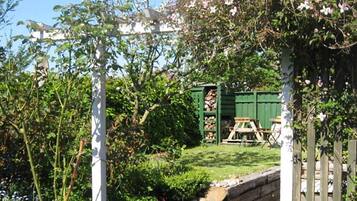 House | Property grounds