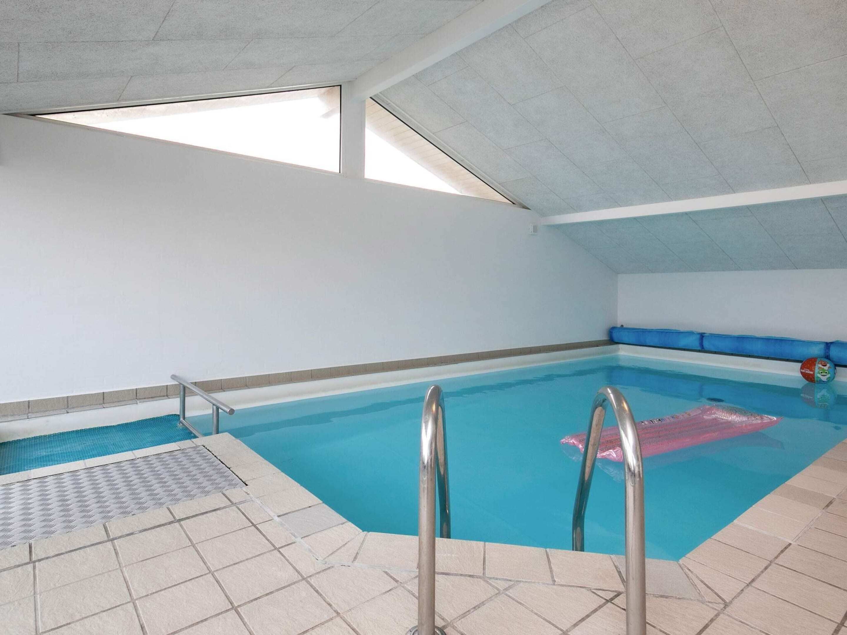 House | Pool | Indoor pool, outdoor pool