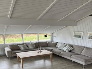 Interior - Modern Pool House With View - By Traum Ferienwohnungen (Hjørring)