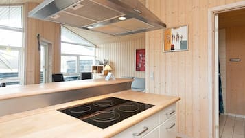 Maison | Cuisine privée | Réfrigérateur, micro-ondes, lave-vaisselle, cafetiÚre/bouilloire