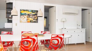 House | Dining