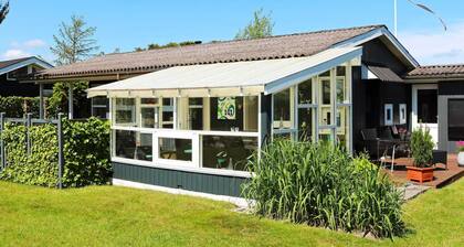 6 Person Holiday Home in Hadsund-by Traum