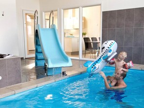 Huis | Zwembad | Een binnenzwembad, een buitenzwembad