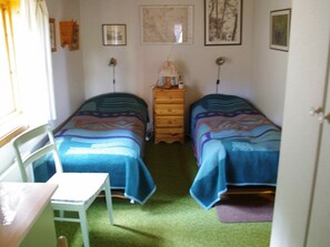 1 bedroom, individually furnished, bed sheets