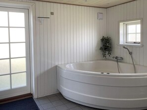 House | Bathroom