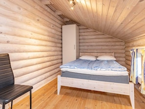 4 bedrooms