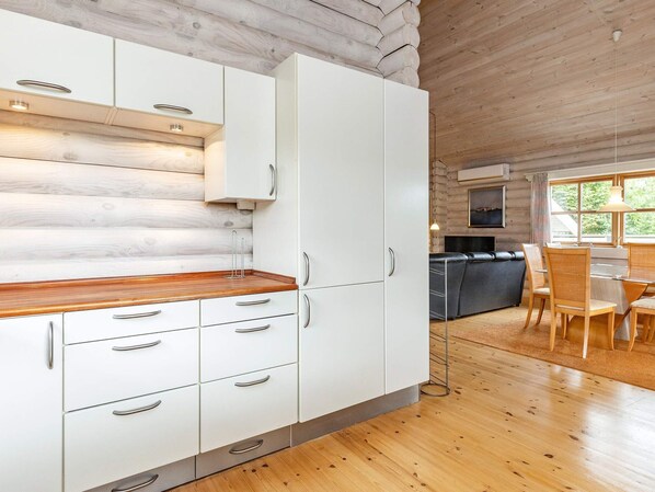 House | Interior - 8 Person Holiday Home in Frorup (Frørup)
