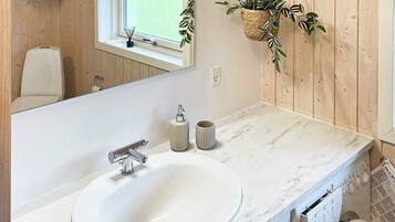 Ferienhaus | Badezimmer