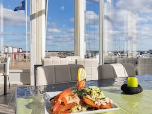 House | Dining