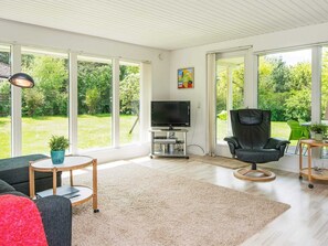 Living area - 8 Person Holiday Home in Ega (Aarhus)