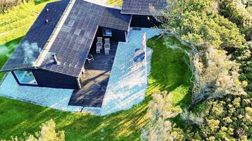 Hus | Pool