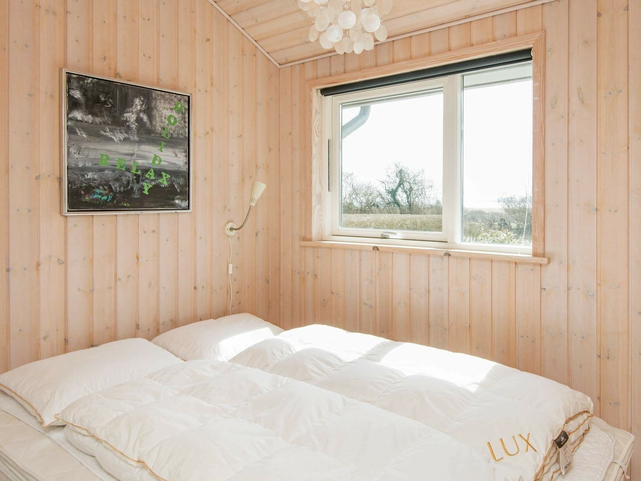 4 bedrooms, cots/infant beds