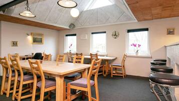 House | Dining