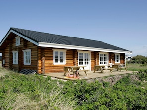 Exterior - 5 Star Holiday Home in Frostrup (Frøstrup)