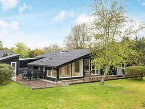House | Exterior - 6 Person Holiday Home in Blavand (Blavand)
