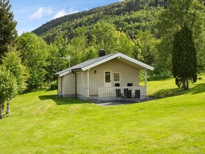 House | Exterior - 4 Person Holiday Home in Utvik (Stryn)