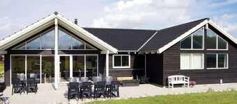 Luxury Pool Retreat in Kegnaes - By Traum Ferienwohnungen