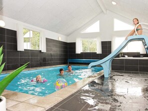 Hus | Pool | Indendørs pool, udendørs pool