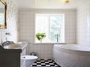 House | Spa treatment