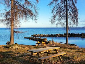 Outdoor dining - Holiday Home in Hova (Hova)