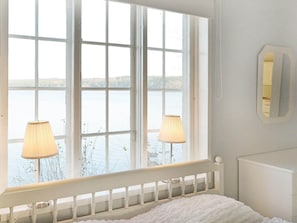 Huis | 2 slaapkamers, individueel gemeubileerd, beddengoed