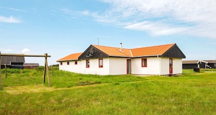 Lovely Holiday Home in Jutland with Hot Tub