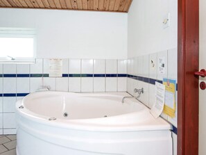 House | Spa treatment