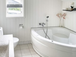 House | Bathroom - 6 Person Holiday Home in Egernsund (Broager)