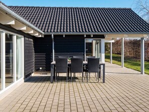 House | Exterior - 5 Star Holiday Home in Ebeltoft (Ebeltoft)