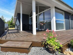 Rumah | Pemandangan dari properti