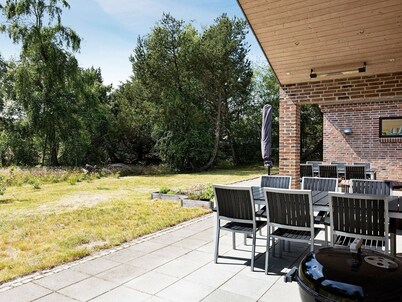 Luxurious Holiday Home in Højby With Indoor Whirlpool