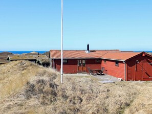 إطلالة على المياه