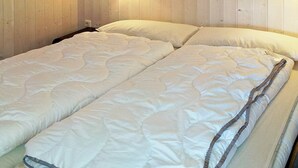Ảnh chưa phân loại, 4 trong số 18 ảnh, nút