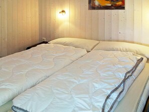 2 bedrooms, cribs/infant beds - Holiday Home in Grömmitz (Groemitz)