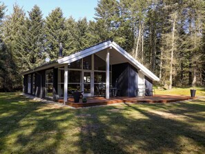 House | Exterior - 8 Person Holiday Home in Lokken (Lokken)
