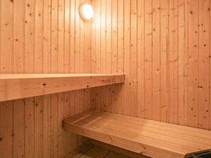 House | Sauna - 8 Person Holiday Home in Lokken (Lokken)