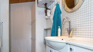 Unclassified image, 4 of 20, button - Cozy Holiday Home in Silkeborg With Terrace (Silkeborg)