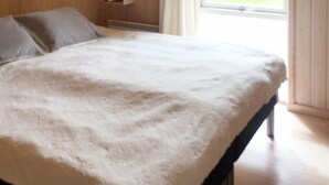 3 bedrooms, cots/infant beds - Refreshing Holiday Home in Glesborg With Terrace (Glesborg)
