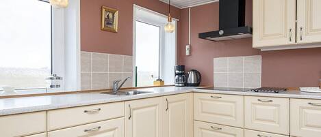 House | Private kitchen