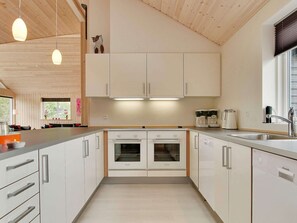 House | Interior - 4 Star Holiday Home in Tranekaer (Tranekaer)