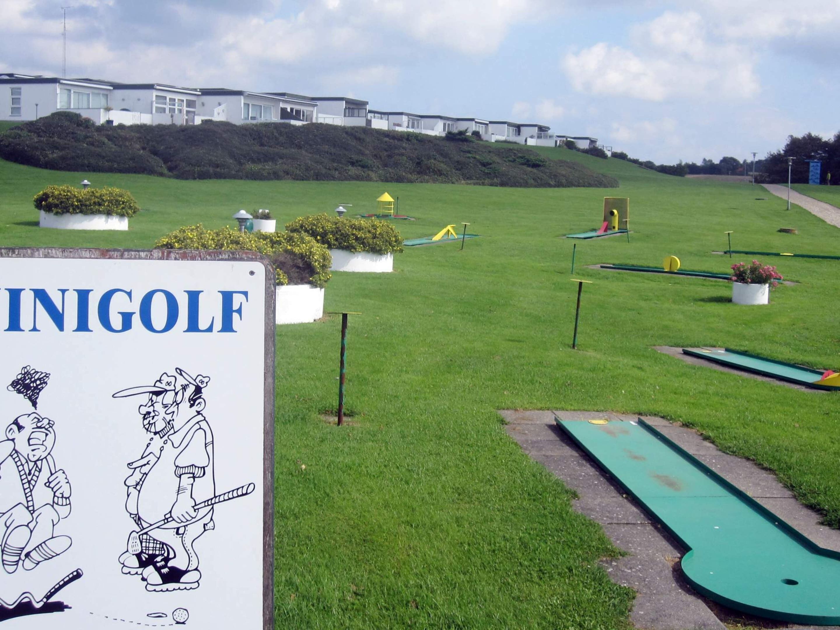 المنطقة المحيطة بالمنشأة