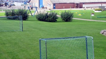 Ferienhaus | Sportplatz