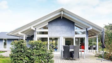 House | Exterior