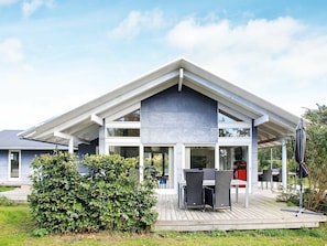 House | Exterior - Contemporary Holiday Home in Zealand With Whirlpool (Kalundborg)