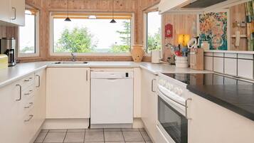 House | Private kitchen | Highchair